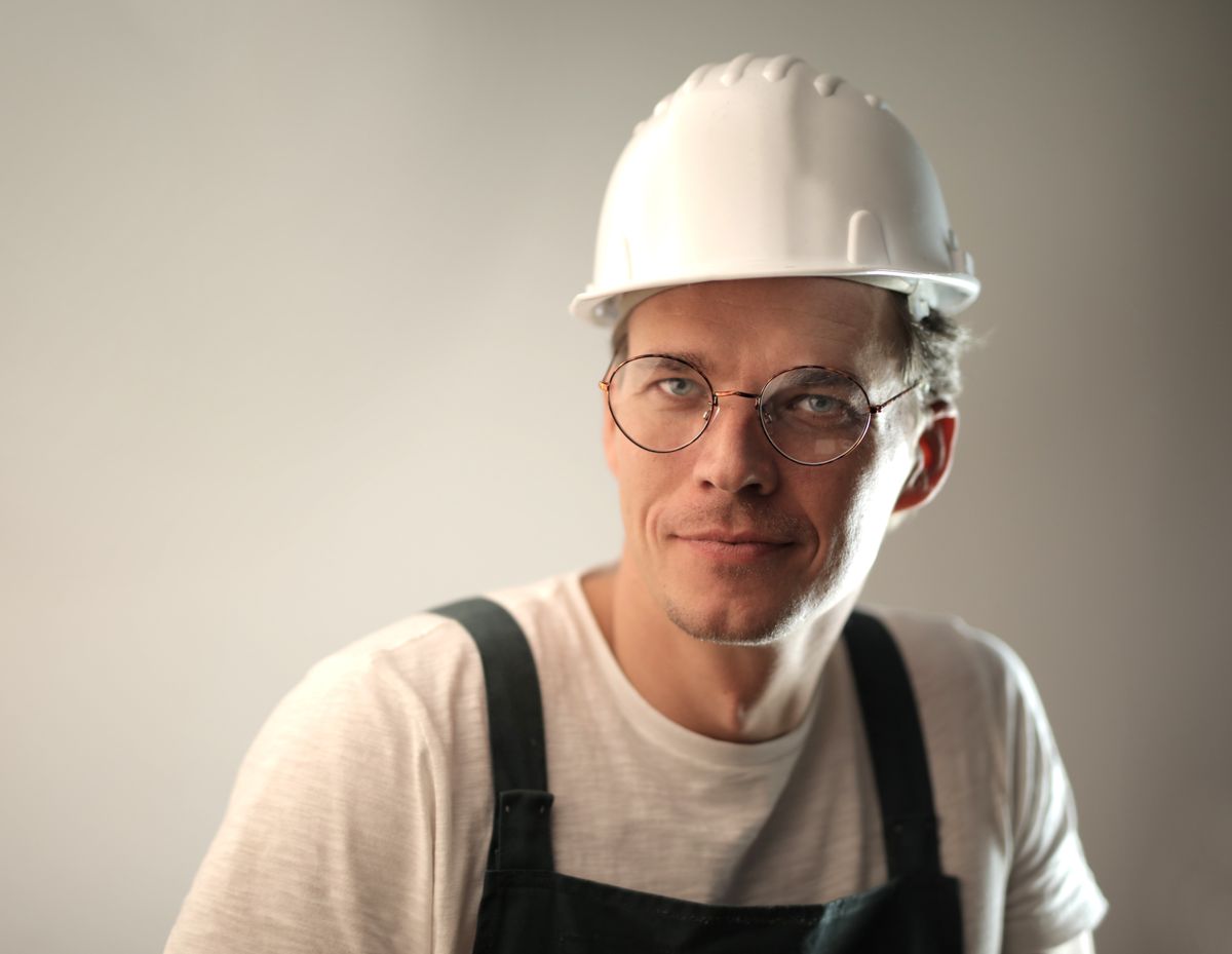 Martin Novák, Zakladatel, pokrývač a klempíř